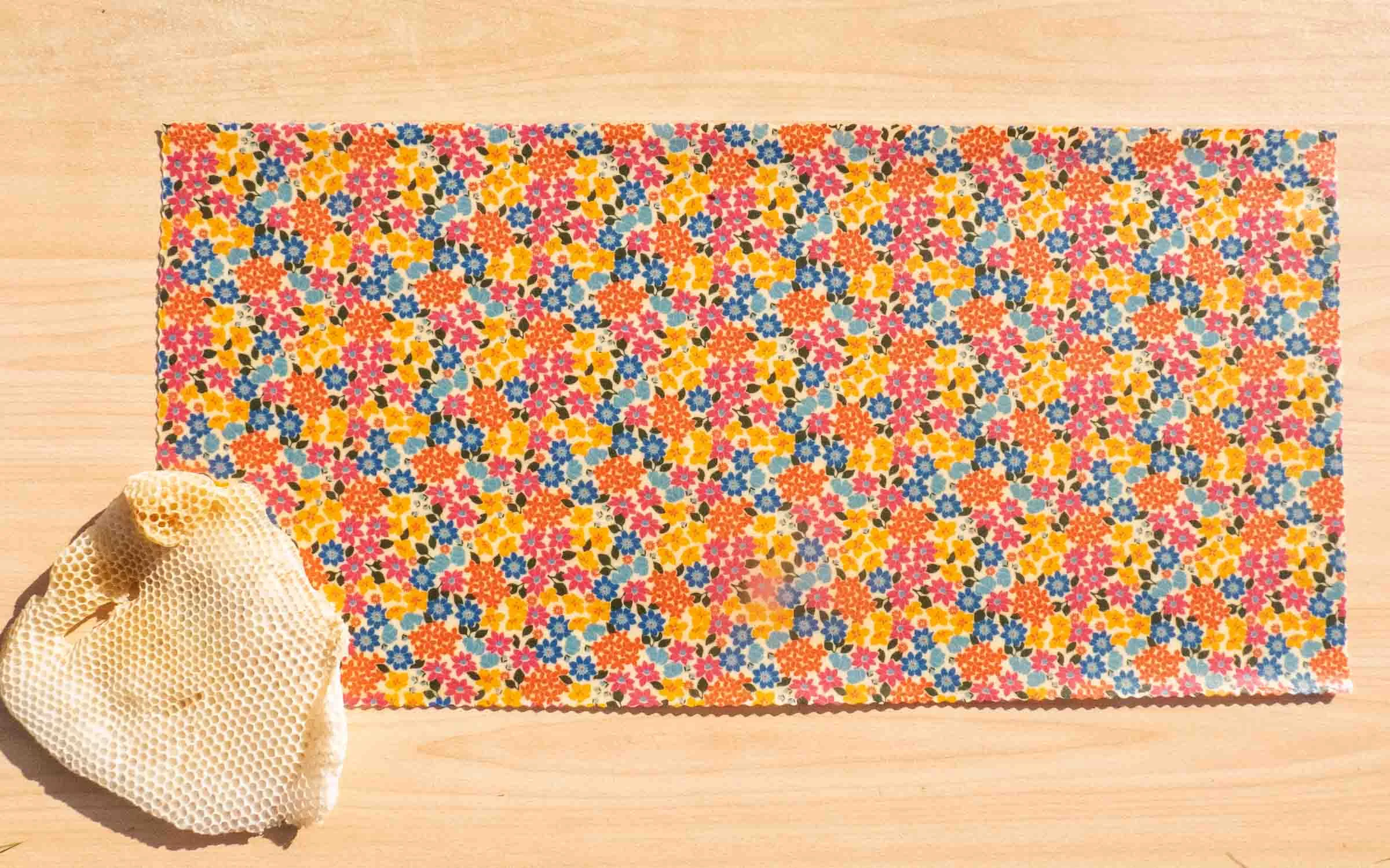Bee wrap baguette (XL) - Fleurs multicolores - L'abeille qui emballe