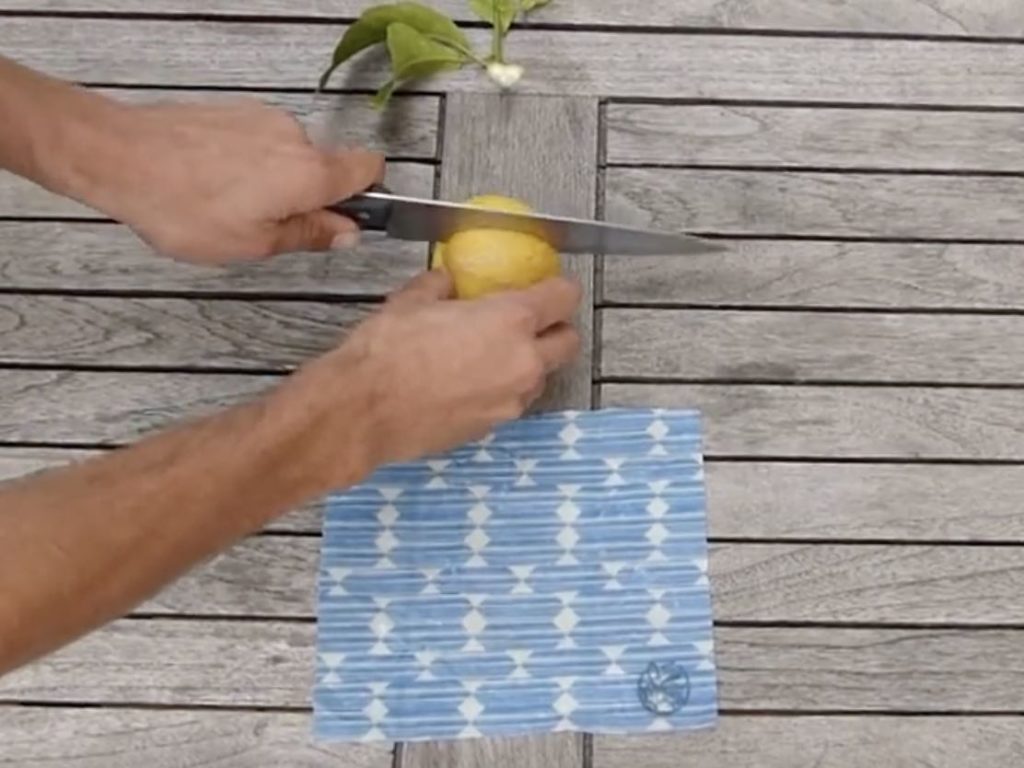 conserver un fruit avec un wrap
